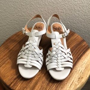 Natural leather sandals